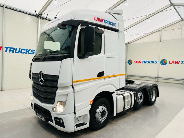 Mercedes Actros 2545 6x2 Midlift Tractor Unit | Law Trucks - Law Exports